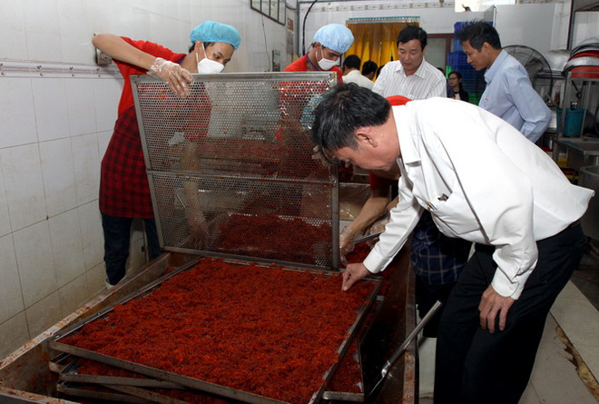 TP. HCM: Phát hiện vi phạm vệ sinh an toàn thực phẩm ở 58% số cơ sở ảnh 1