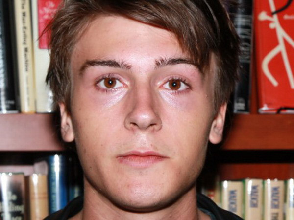 Con trai nam diễn viên “Ironman” bị bắt vì tàng trữ ma túy ảnh 1