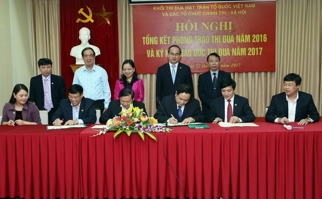 5 tổ chức chính trị-xã hội ký giao ước thi đua năm 2017 ảnh 1