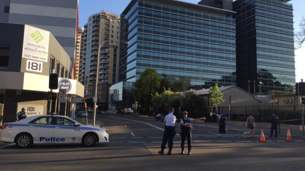 Australia: Nổ súng gần đồn cảnh sát tại Tây Sydney, 2 người chết ảnh 1