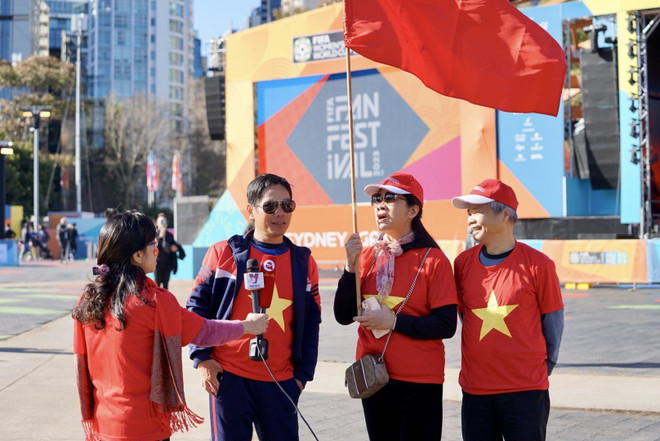 Không khí trước trận đấu đầu tiên của Đội tuyển Bóng đá Nữ Việt Nam ảnh 2