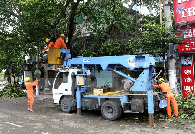 Hà Nội ban hành công điện khẩn chuẩn bị ứng phó với bão số 2 ảnh 1