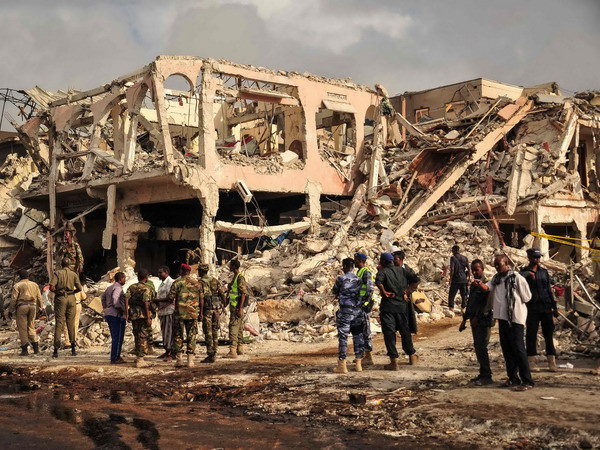 Somalia: Vụ đánh bom liên hoàn ở Mogadishu làm hơn 300 người chết ảnh 1