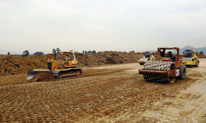 Giá vật liệu tăng 'phi mã', nhà thầu làm cao tốc Bắc-Nam thua lỗ ảnh 1