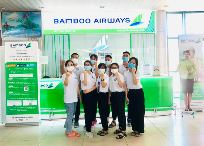 Chuyên cơ Bamboo Airways đưa bác sỹ từ Huế vào tiếp viện Đồng Nai ảnh 2