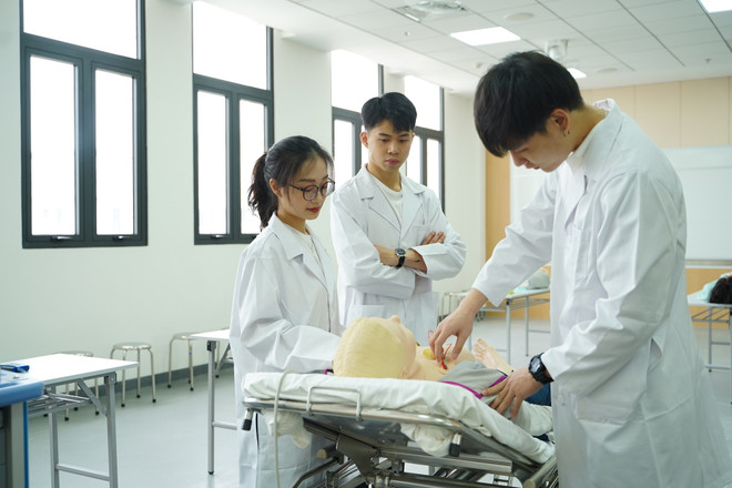 Vì sao khoa học sức khỏe là nghề nghiệp quan trọng cho tương lai? ảnh 2