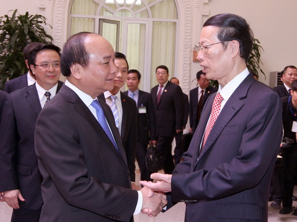 Việt-Trung đẩy mạnh hợp tác thực chất cùng có lợi giữa hai nước ảnh 1