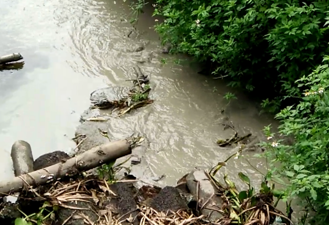 Nước thải, khí độc bủa vây thủ phủ nhựa tái chế tại thủ đô Hà Nội ảnh 2