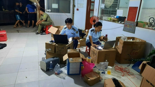 Tây Ninh: Tạm giữ hơn 35.000 sản phẩm điện tử không rõ nguồn gốc ảnh 1