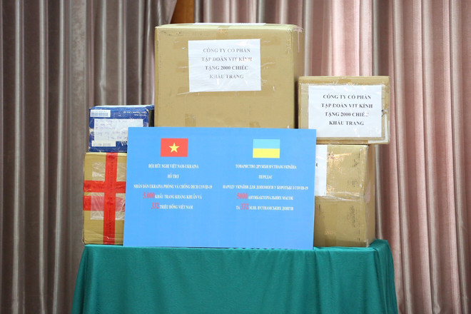 Món quà tình nghĩa tặng nhân dân Ukraine phòng chống dịch COVID-19 ảnh 2