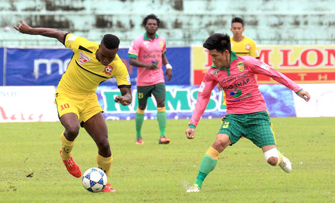 Cần Thơ giành 3 điểm ở Long An, cuộc đua trụ hạng vẫn gay cấn ảnh 1