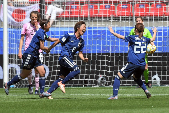 Đội tuyển Nhật Bản đã giành vé vào vòng 1/8. (Nguồn: Getty Images) World Cup nữ 2019: Thái Lan lại thảm bại, Nhật Bản vào vòng 1/8 ảnh 3