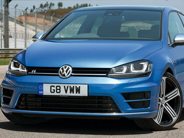 VW bắt đầu nhận đơn hàng mẫu Golf R mới ở Anh ảnh 1
