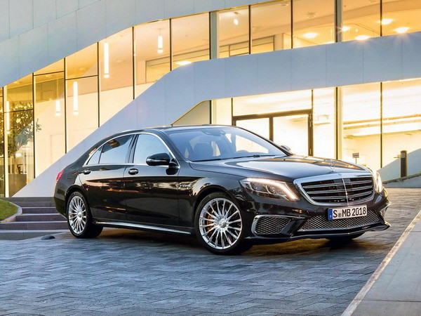 Mercedes S65 AMG 2015 mới có giá từ 232.050 euro ảnh 1