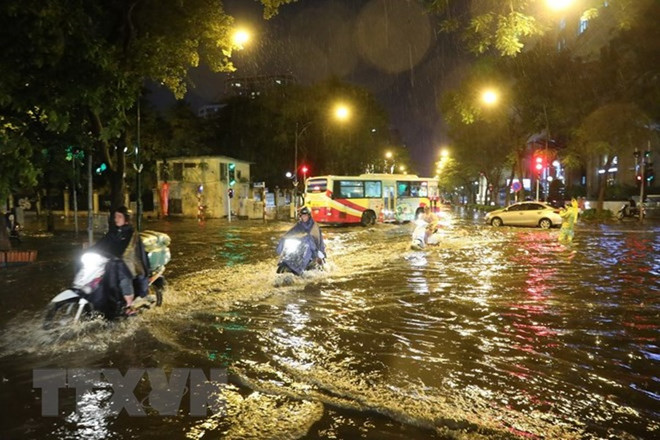Hà Nội vẫn còn 12 điểm nguy cơ ngập úng cao ở khu vực nội thành ảnh 1