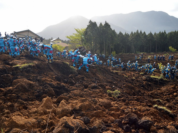 ASEAN bày tỏ tình đoàn kết với các nước trải qua thảm họa động đất ảnh 1