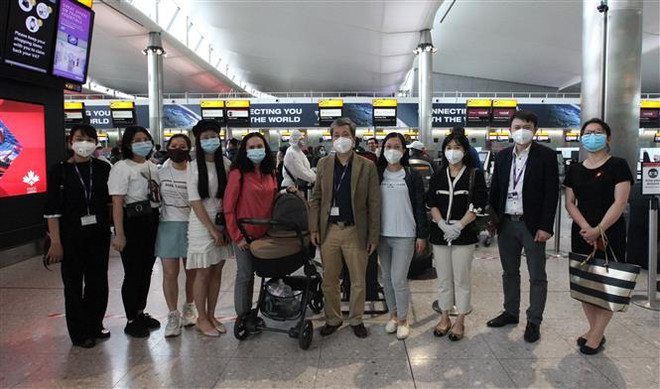 Hỗ trợ điều trị COVID-19 với thành viên cơ quan Việt Nam ở nước ngoài​ ảnh 1