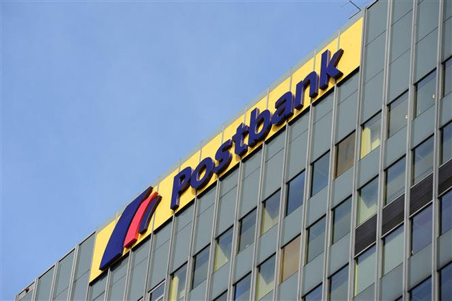 Cướp ngân hàng táo tợn giữa ban ngày ở thủ đô Berlin của Đức ảnh 1