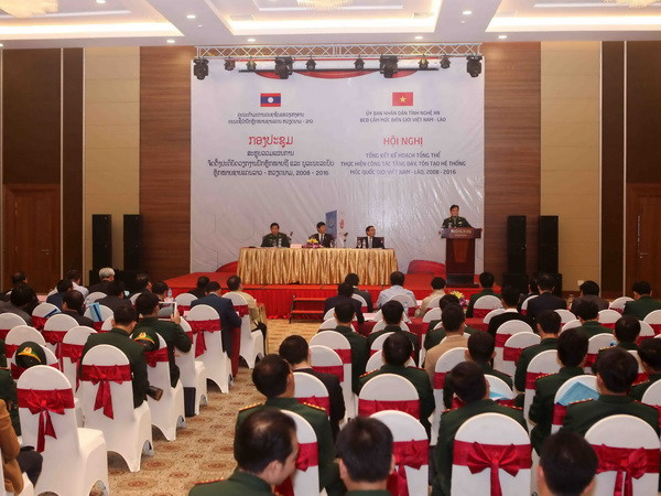 Tổng kết công tác tăng dày, tôn tạo mốc quốc giới Việt-Lào ảnh 1