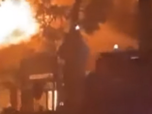 Hỏa hoạn tại cung điện của Hoàng gia Campuchia ở tỉnh Siem Reap ảnh 1