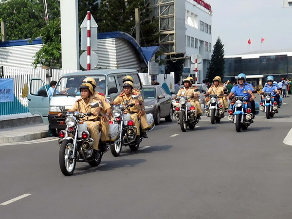 Công an TP.HCM bảo đảm cho nhân dân đón Tết Bính Thân an lành ảnh 1