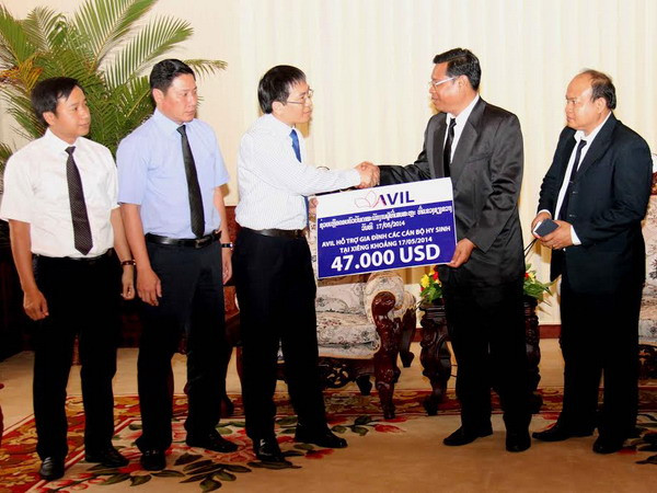 AVIL hỗ trợ các gia đình nạn nhân vụ tai nạn máy bay ở Lào ảnh 1