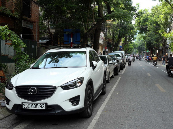 TPHCM: Giới thiệu hệ thống đỗ xe ôtô tự động tại Việt Nam ảnh 1