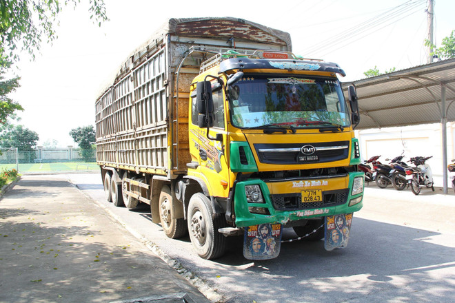 Khởi tố đối tượng lái xe tải tông vào xe cảnh sát giao thông ở Nghệ An ảnh 2