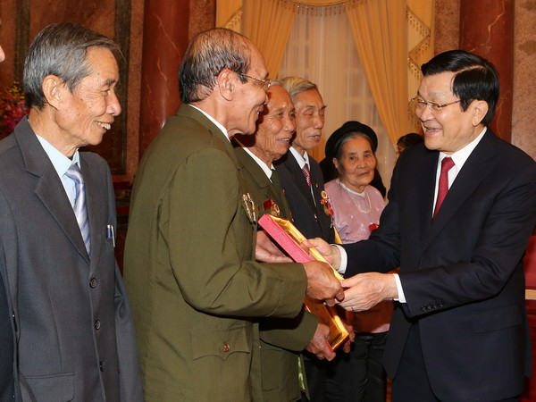 Chủ tịch nước tiếp đoàn Đại biểu người có công tỉnh Hà Nam ảnh 1