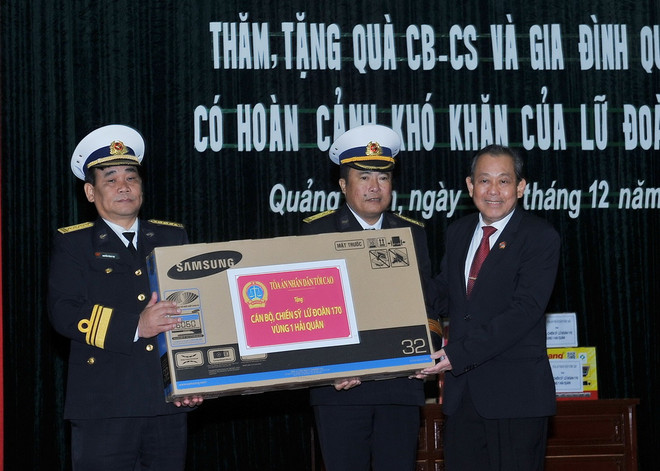 Tri ân các chiến sỹ hải quân quên mình bảo vệ chủ quyền đất nước ảnh 1