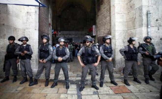 Cảnh sát Israel phong tỏa lối vào đền thờ Hồi giáo Al-Aqsa ảnh 1