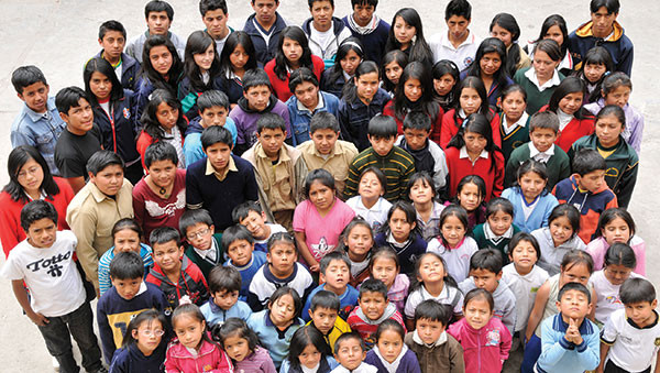 Tỷ lệ người sống dưới mức nghèo khổ ở Ecuador giảm mạnh ảnh 1