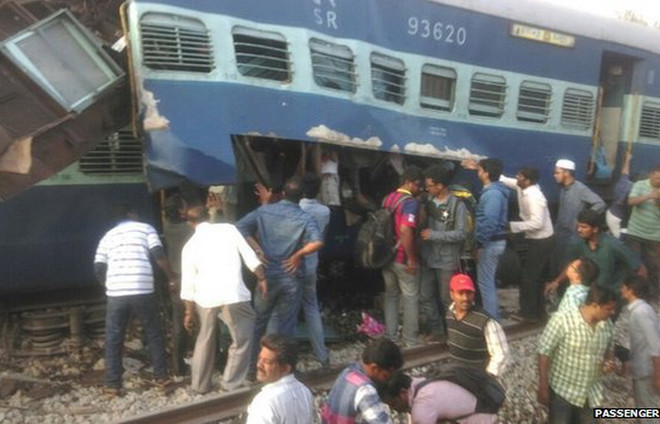 Tai nạn tàu hỏa ở Ấn Độ khiến hàng trăm người thương vong ảnh 1