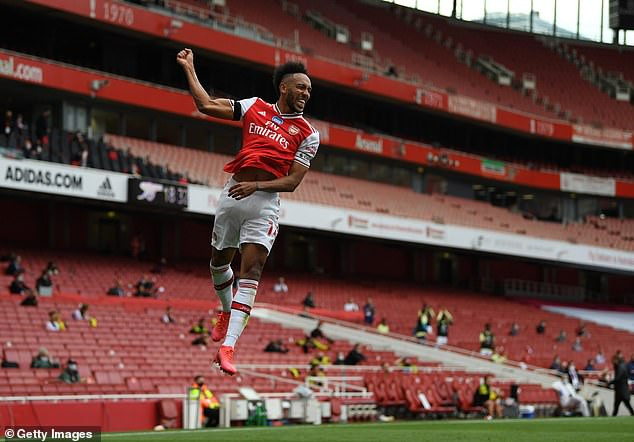 Pierre-Emerick Aubameyang lập nên kỳ tích mới tại Premier League ảnh 1