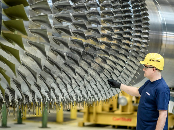 Tòa án Nga bác yêu cầu thu giữ tuabin của Siemens ở Crimea ảnh 1