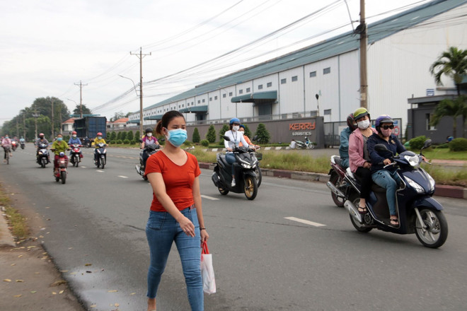 Bình Dương thích ứng an toàn sau một tháng về "bình thường mới" ảnh 1