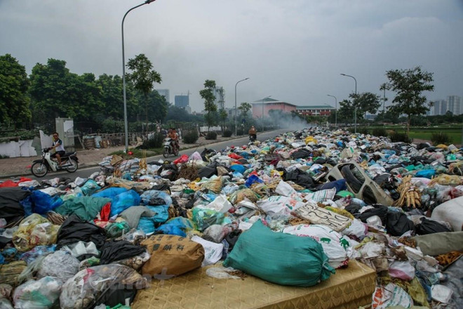 Bài 4: 'Ma trận' thầu xử lý rác thải tập trung, trách nhiệm của ai? ảnh 1