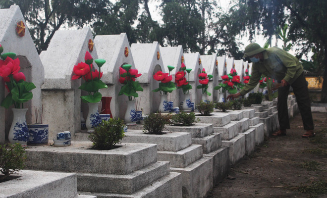 Chuyện về người quản trang ở Nghĩa trang Liệt sỹ Hàm Rồng ảnh 1