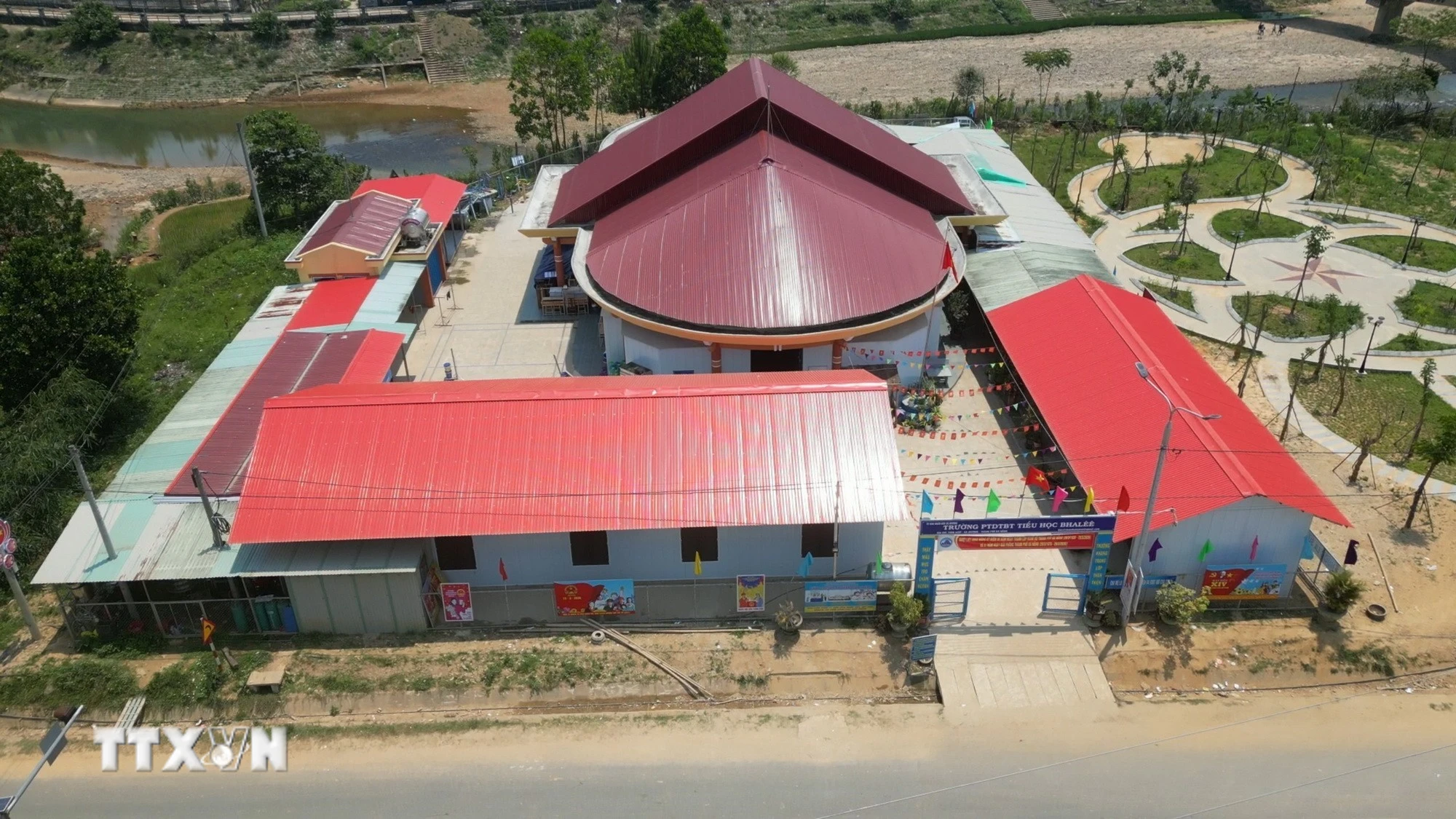 Đà Nẵng xây trường mới vùng biển, vun đắp niềm tin cho học sinh