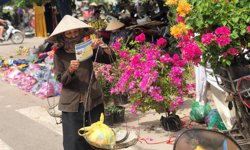 Các nội dung truyền thông bảo hiểm xã hội tự nguyện hướng tới nhóm đối tượng đích gồm người nông dân, người lao động khu vực phi chính thức(Ảnh: PV/Vietnam+)