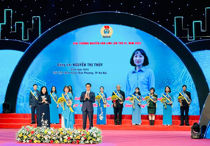 Lễ trao Giải thưởng Nguyễn Văn Linh lần thứ 3 năm 2022. (Ảnh: PV/Vietnam+)