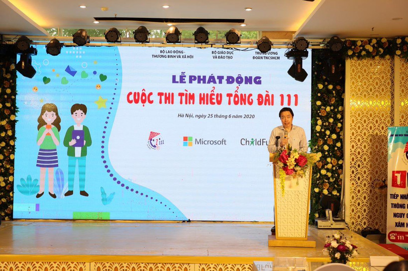 Lễ phát động cuộc thi tìm hiểu tổng đài điện thoại quốc gia bảo vệ trẻ em 111. (Ảnh: PV/Vietnam+)