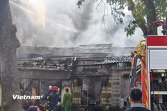 Hiện trường vụ cháy ở phố Lò Đúc. (Nguồn: TTXVN)