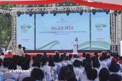 Ngày hội “Phụ nữ Nói không với thực phẩm không an toàn” được tổ chức chào mừng kỷ niệm 95 năm thành lập Hội Liên hiệp Phụ nữ Việt Nam. (Ảnh: PV/Vietnam+)