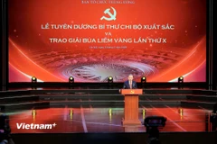 Toàn cảnh Lễ trao Giải Búa liềm Vàng lần thứ X năm 2025