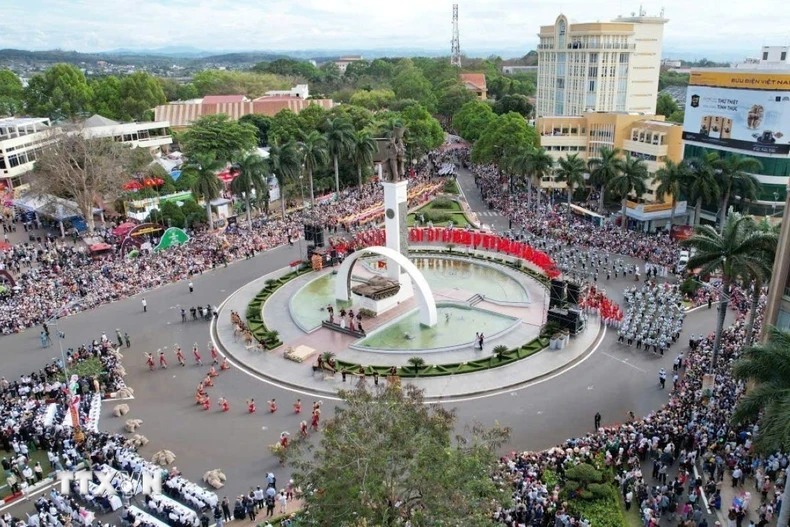 Lễ hội Cà phê Buôn Ma Thuột lần thứ 9 năm 2025 thu hút hơn 250.000 lượt du khách trong và ngoài nước. (Ảnh tư liệu: Tuấn Anh/TTXVN)