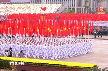 Khối cờ Đảng, cờ Tổ quốc. (Ảnh: Văn Điệp/TTXVN)