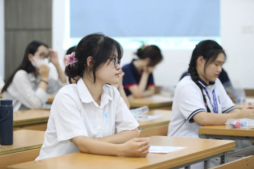 Thí sinh dự thi Tốt nghiệp trung học phổ thông. (Ảnh: TTXVN)