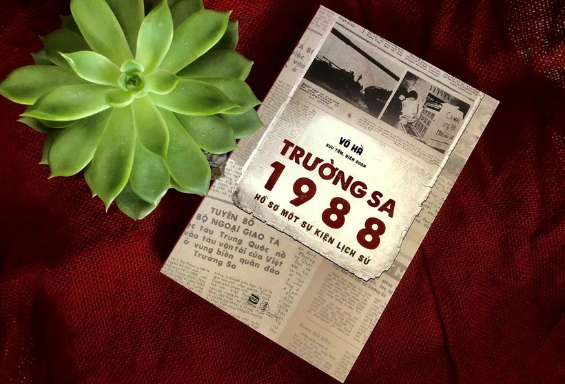 Cuốn sách do Phanbook và Nhà xuất bản Đà Nẵng ấn hành. (Ảnh: Phanbook)