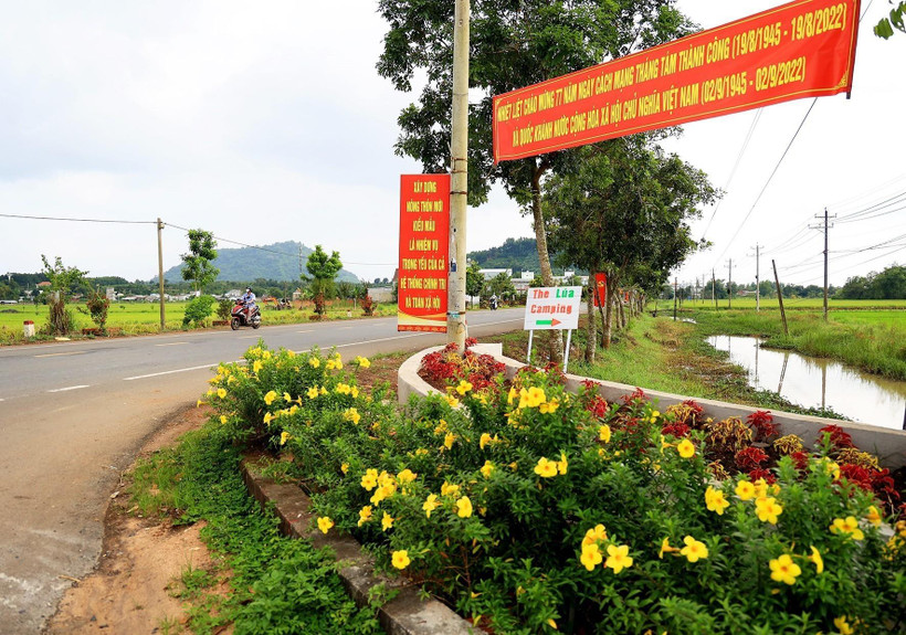 Diện mạo nông thôn mới ở huyện Xuân Lộc, tỉnh Đồng Nai. (Ảnh: Hồng Đạt/TTXVN)